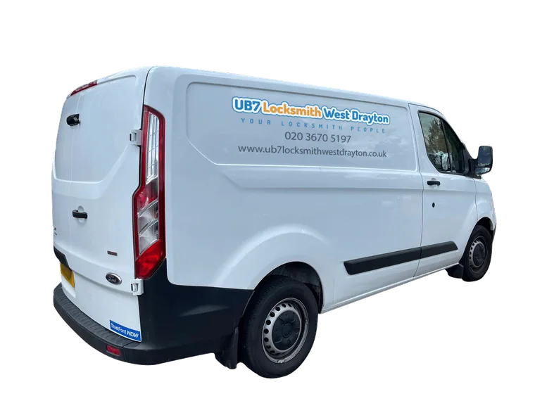 UB7 Locksmith West Drayton van
